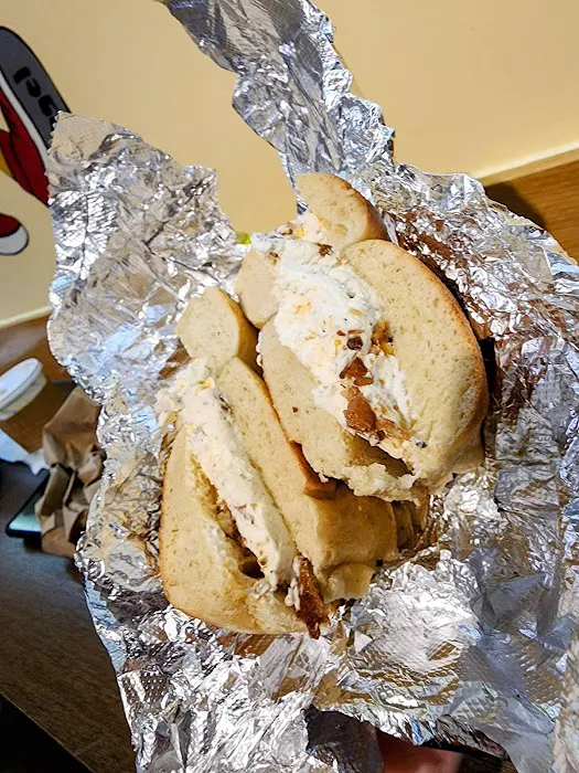 Pio Bagel West Picture 3
