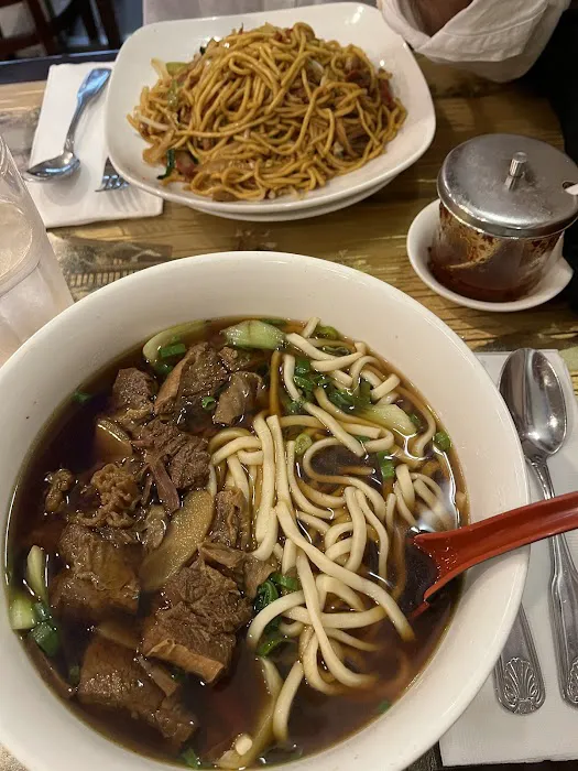 Main Noodle House Picture 3