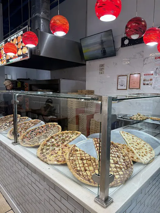 Pizza Town Picture 3