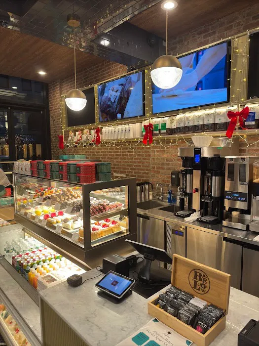 Angelina Bakery & Pizza Picture 5