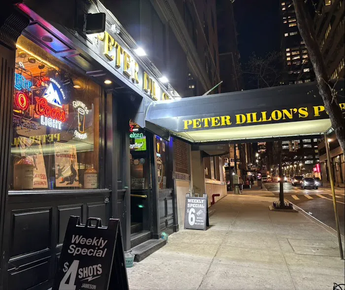 Peter Dillon's Pub Picture 5