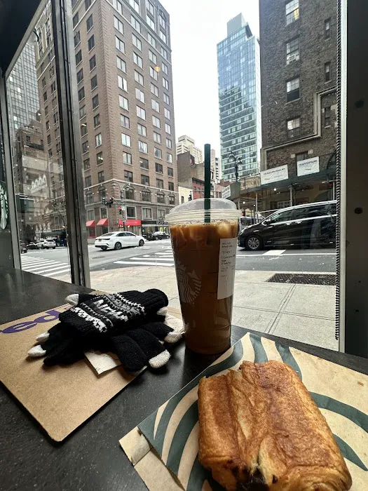Starbucks Picture 6