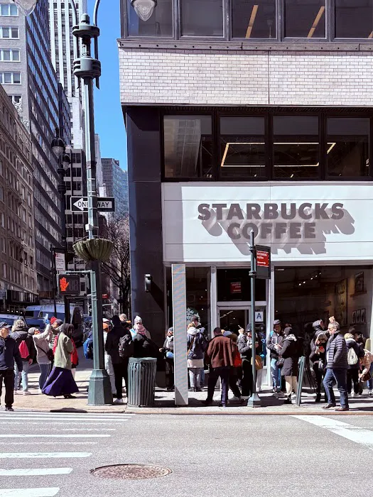 Starbucks Picture 2