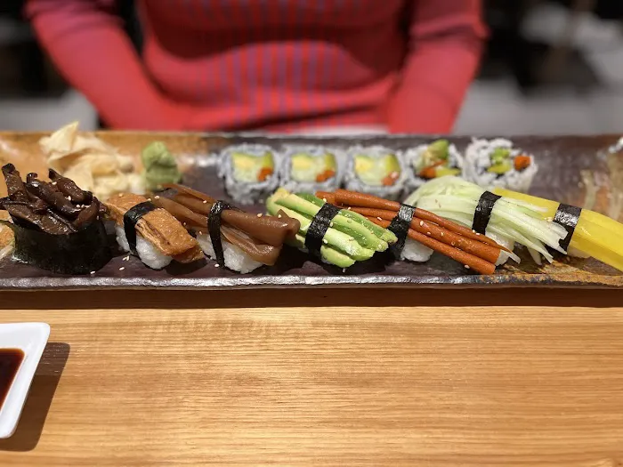 Aji Sushi Picture 4