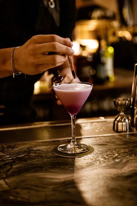 Albert’s Bar Picture 1
