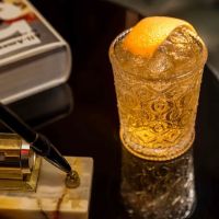 MAD Bar and Lounge ico