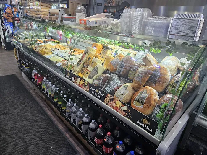 Madison Cafe & Grill Picture 6