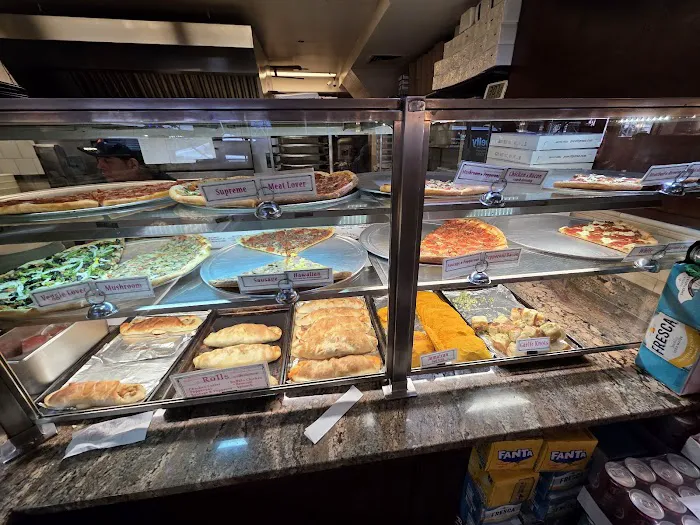Previti Pizza 41st St. Picture 6