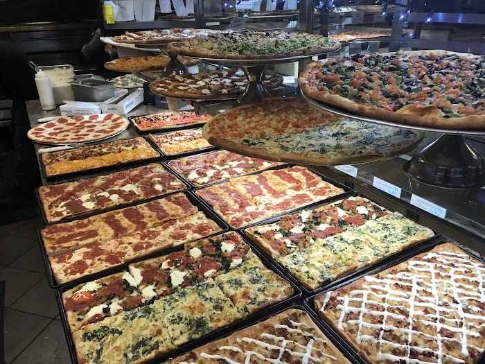Previti Pizza 41st St. Picture 10