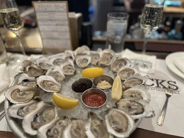 Docks Oyster Bar - Midtown East, NYC Picture 3