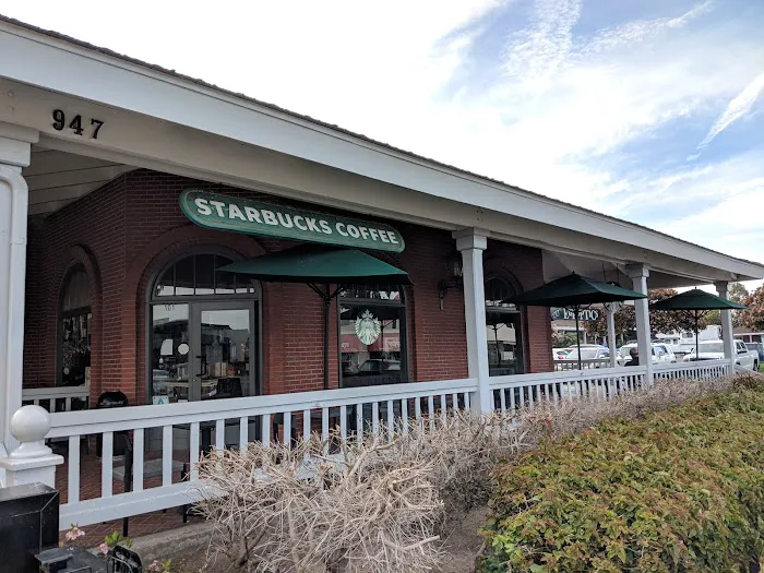 Starbucks Picture 10