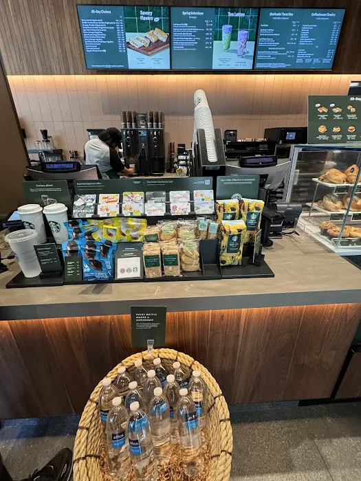 Starbucks Picture 6
