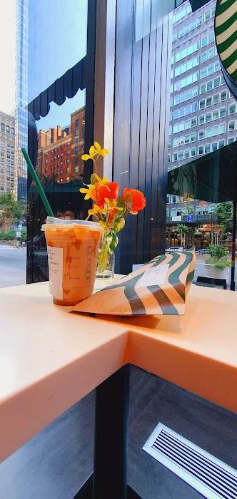 Starbucks Picture 2