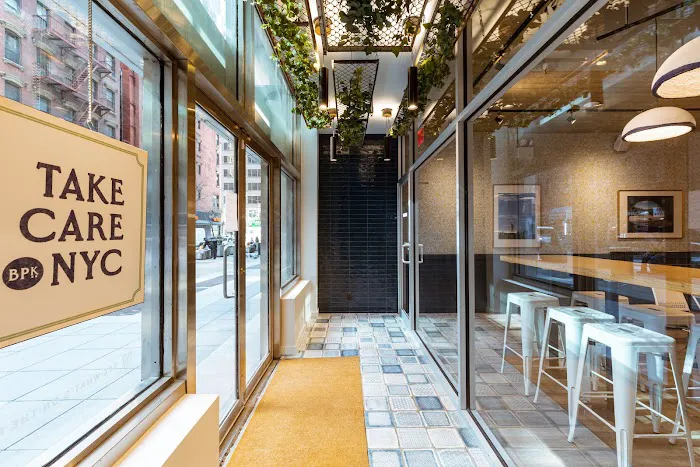 Blue Park Kitchen Picture 5