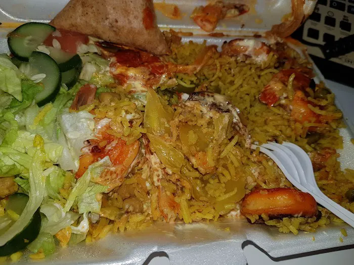 XPL Halal Food Truck Picture 3