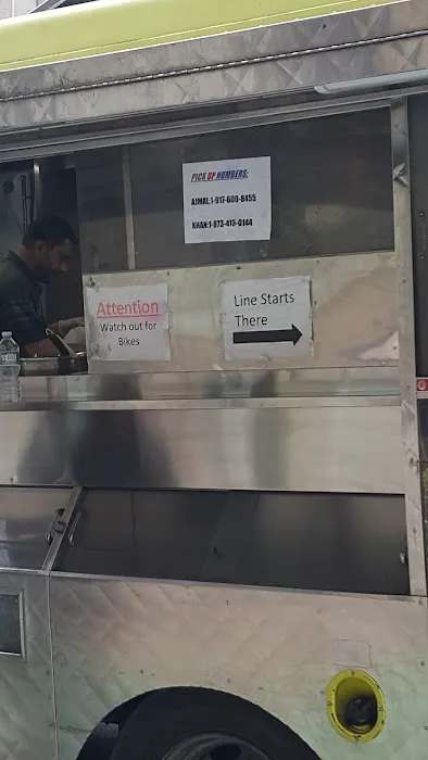 XPL Halal Food Truck Picture 5