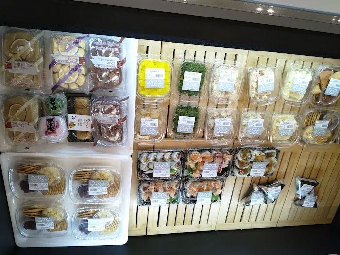 270 MarketPlace Picture 6