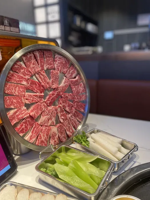 THREE-HOT-POT & BBQ Picture 2