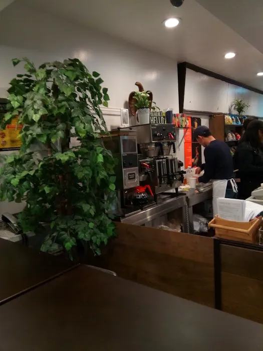 Homefront Deli Inc Picture 1