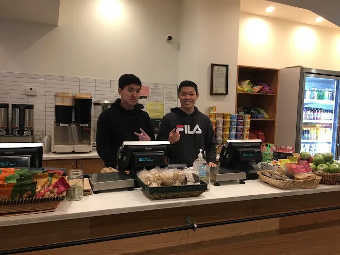 Fresh Kitchen Picture 5