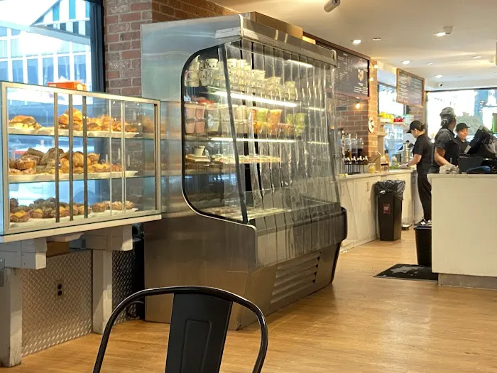 Fresh Kitchen Picture 6