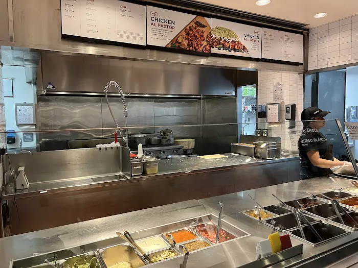 Chipotle Mexican Grill Picture 2