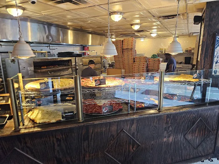Artichoke Basille's Pizza Picture 6