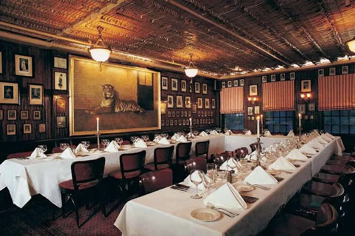 Keens Steakhouse Picture 5
