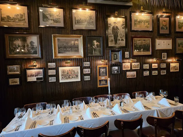 Keens Steakhouse Picture 8