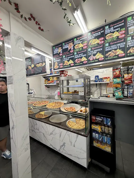 Mr. Pizzeria Picture 2