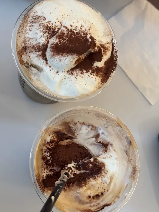 Ten Thousand Coffee Picture 6