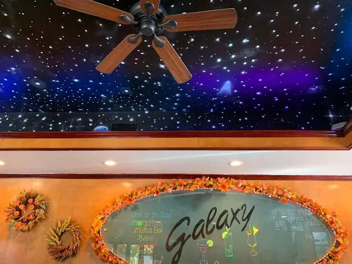 Galaxy Diner Picture 3