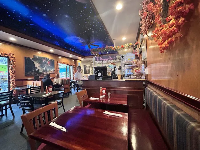 Galaxy Diner Picture 6