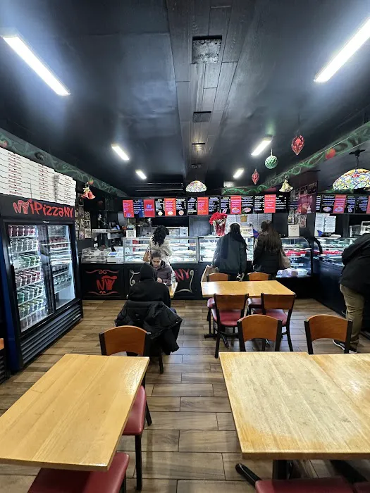 iPizzaNY- Times Square Picture 9