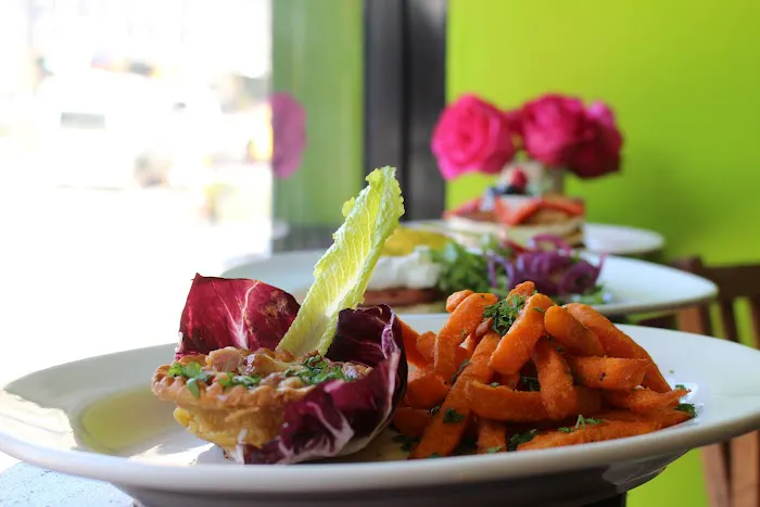 Fusion Bar and Grill Peruvian/Mexican Picture 7