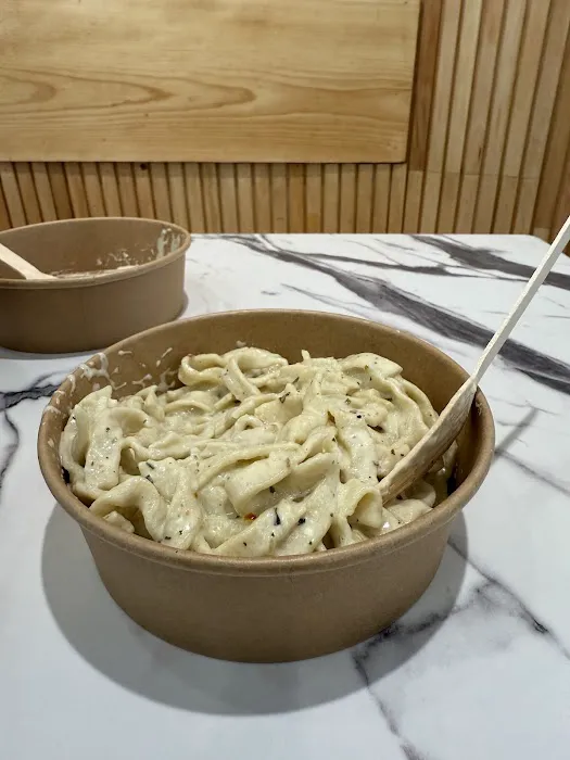 Yummy Cheese Pasta Picture 3