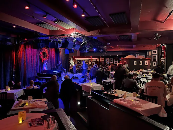 Birdland Jazz Club Picture 2