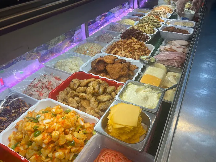 Bite Delight Deli and Grocery Picture 4