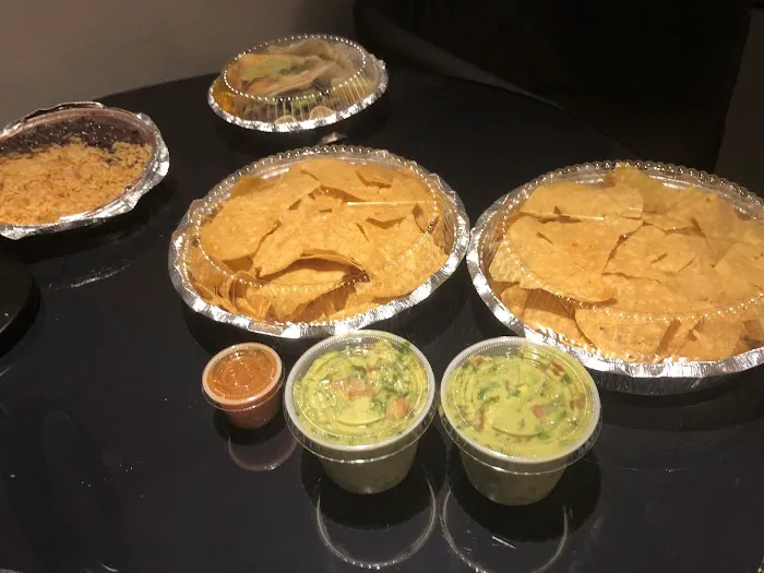 Ponche Taqueria Picture 1
