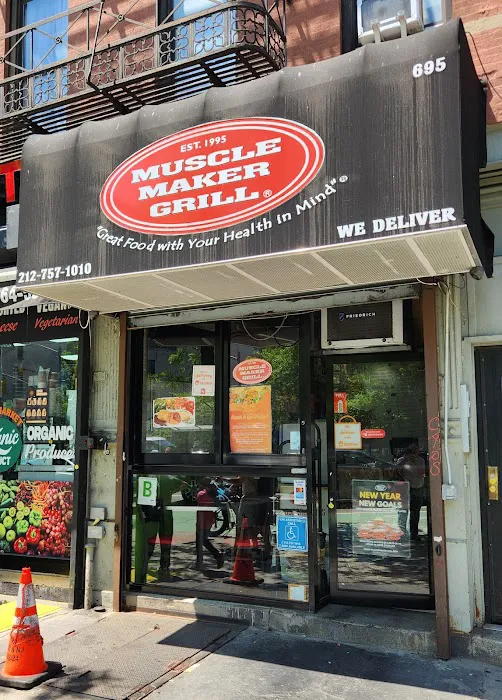 Muscle Maker Grill Picture 3