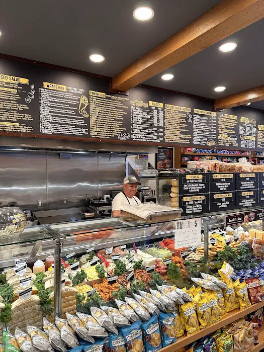 Eats on 48 Marketplace Picture 7