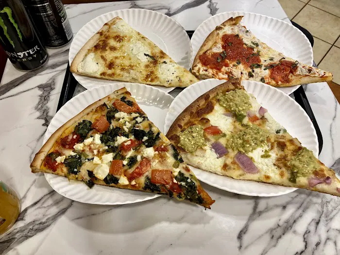 Mamas pizza Picture 7
