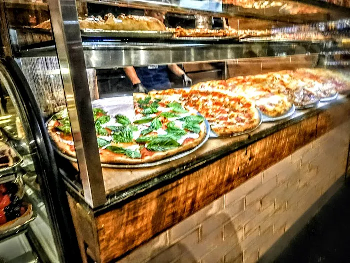 Carve Cafe & Pizza Picture 6