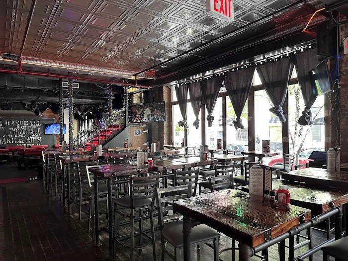 Iron Bar & Lounge NYC - Hell's Kitchen Picture 5