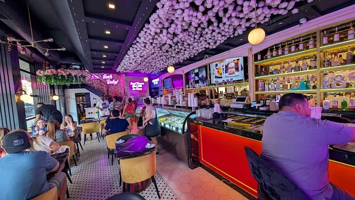 Sugar Factory New York - Time Square Picture 6