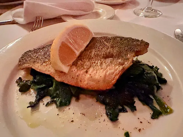 Frankie & Johnnie's Steakhouse Picture 7
