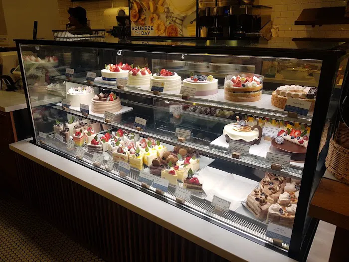 Paris Baguette Picture 2