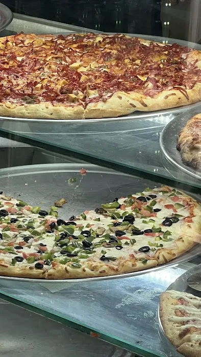 $1.50 Fresh Pizza Picture 9