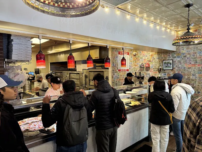 Joe's Pizza Broadway Picture 9