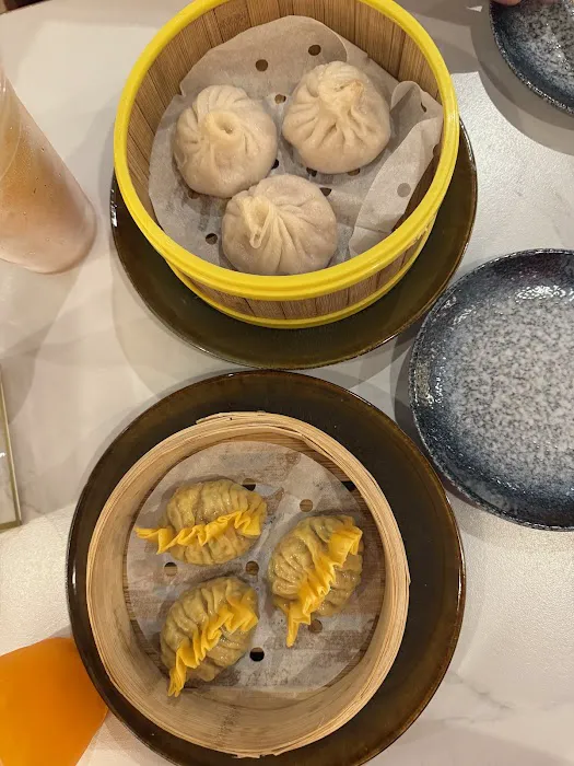 Simply Noodles & Dim Sum Bryant Park Picture 3